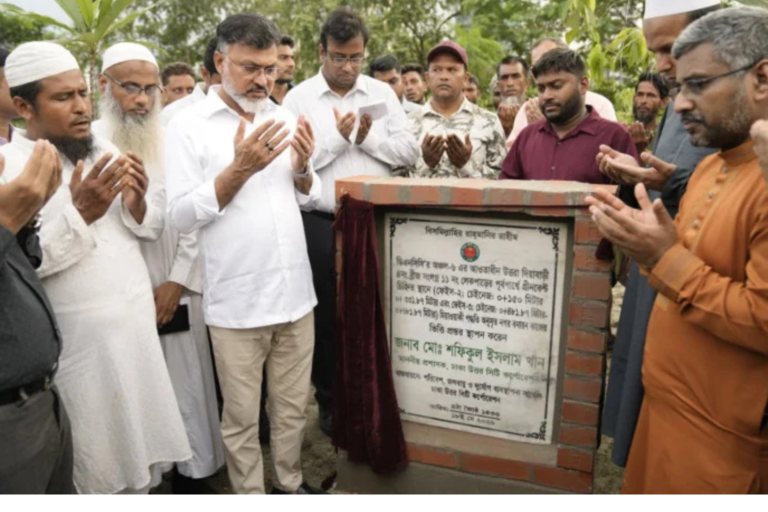 মিয়াওয়াকি পদ্ধতিতে দেশের বৃহত্তম নগর বনায়ন শুরু ডিএনসিসির
